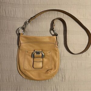 B. Makowsky Camel Tan Leather Crossbody Bag